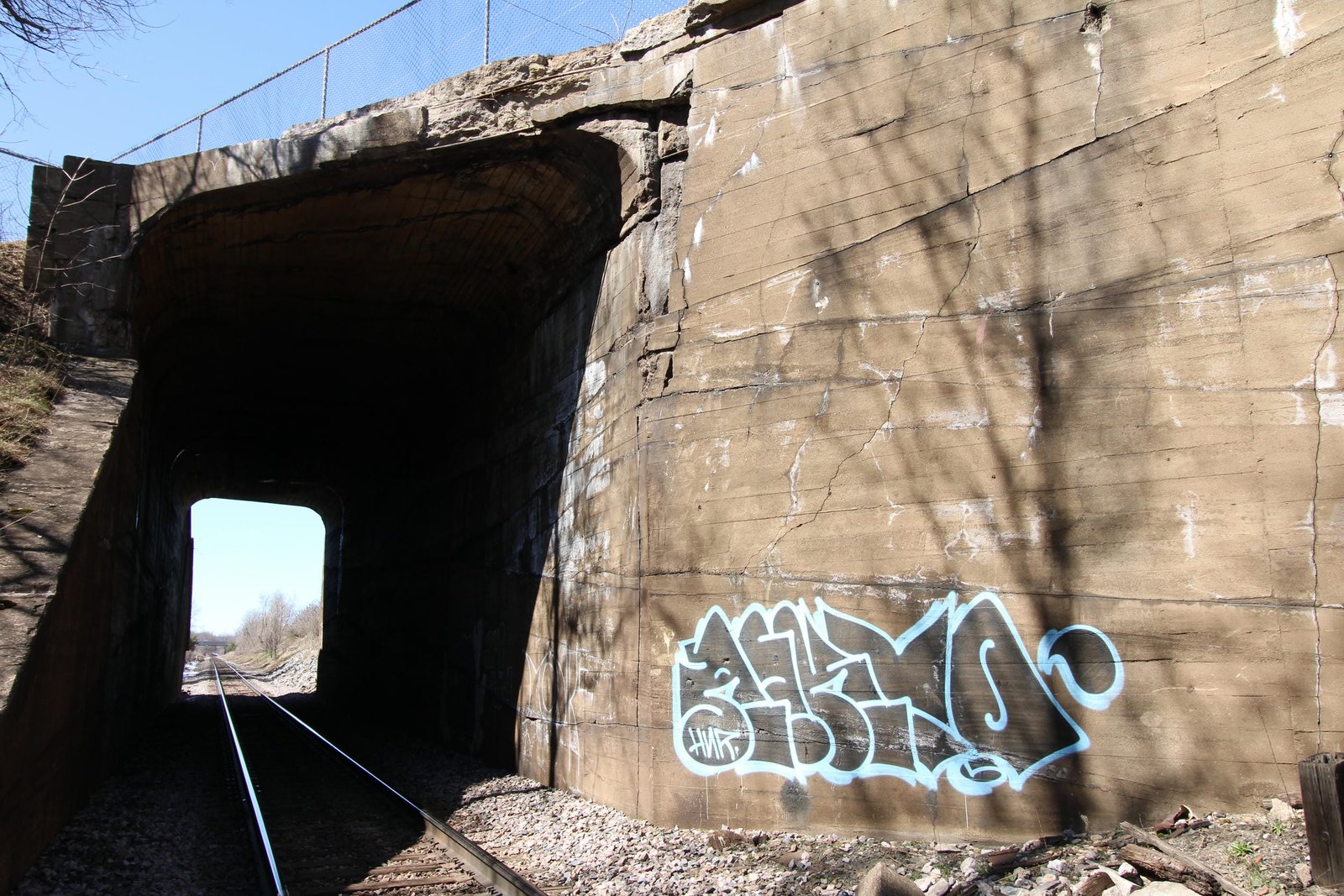 North abutment